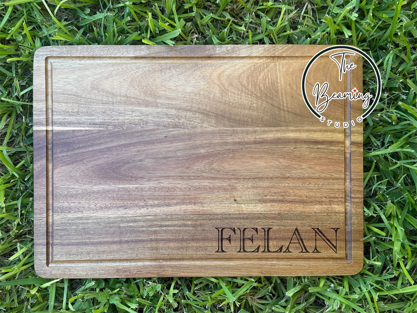 Acacia Cutting Board (17"x12")